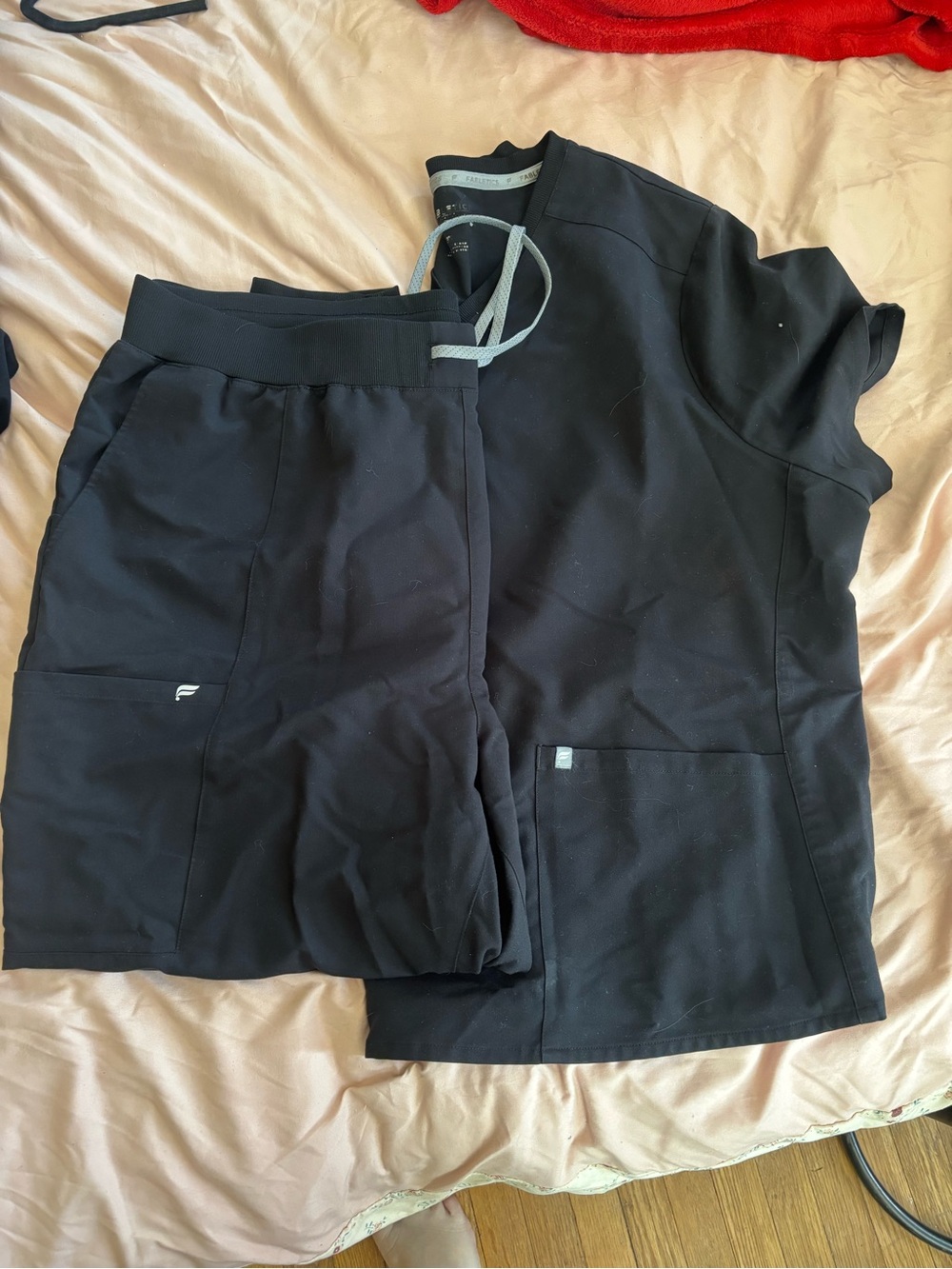 Fabletics scrub set